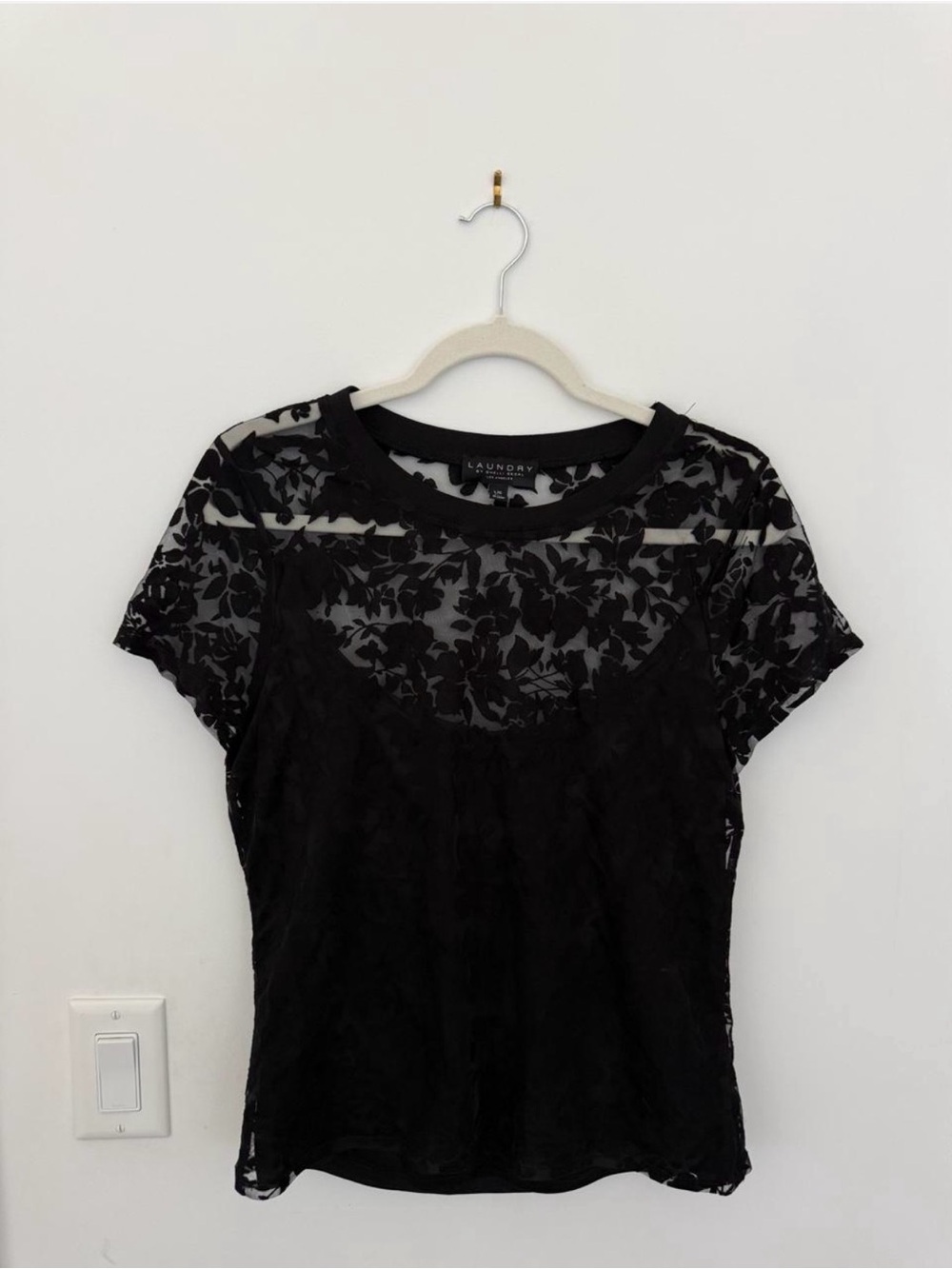Laundry By Shelli Segal Black Floral Lace Short Sleeve Tee
